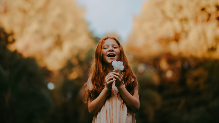 Presenza attiva: persona consapevole e serena nella vita quotidiana, un modo per meditare senza tecniche rigide.